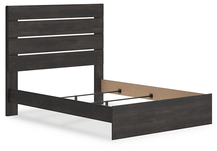 Hollivern Queen Panel Bed with Mirrored Dresser