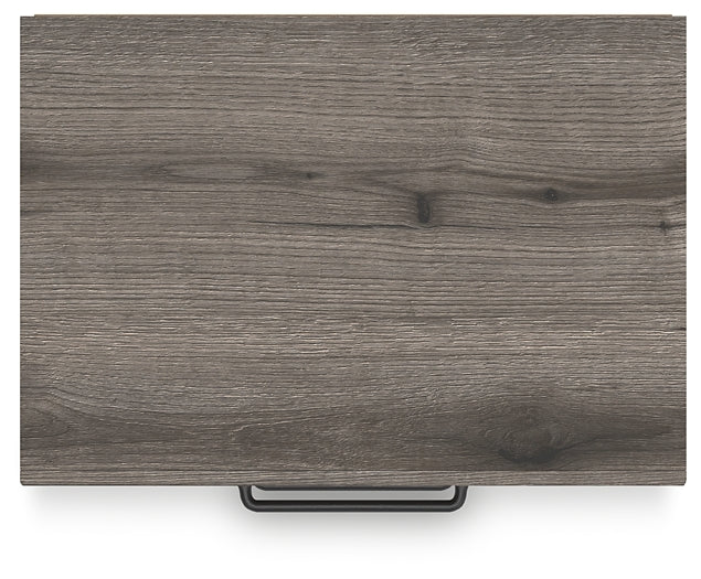 Graystorm Queen Panel Bed with Mirrored Dresser, Chest and Nightstand